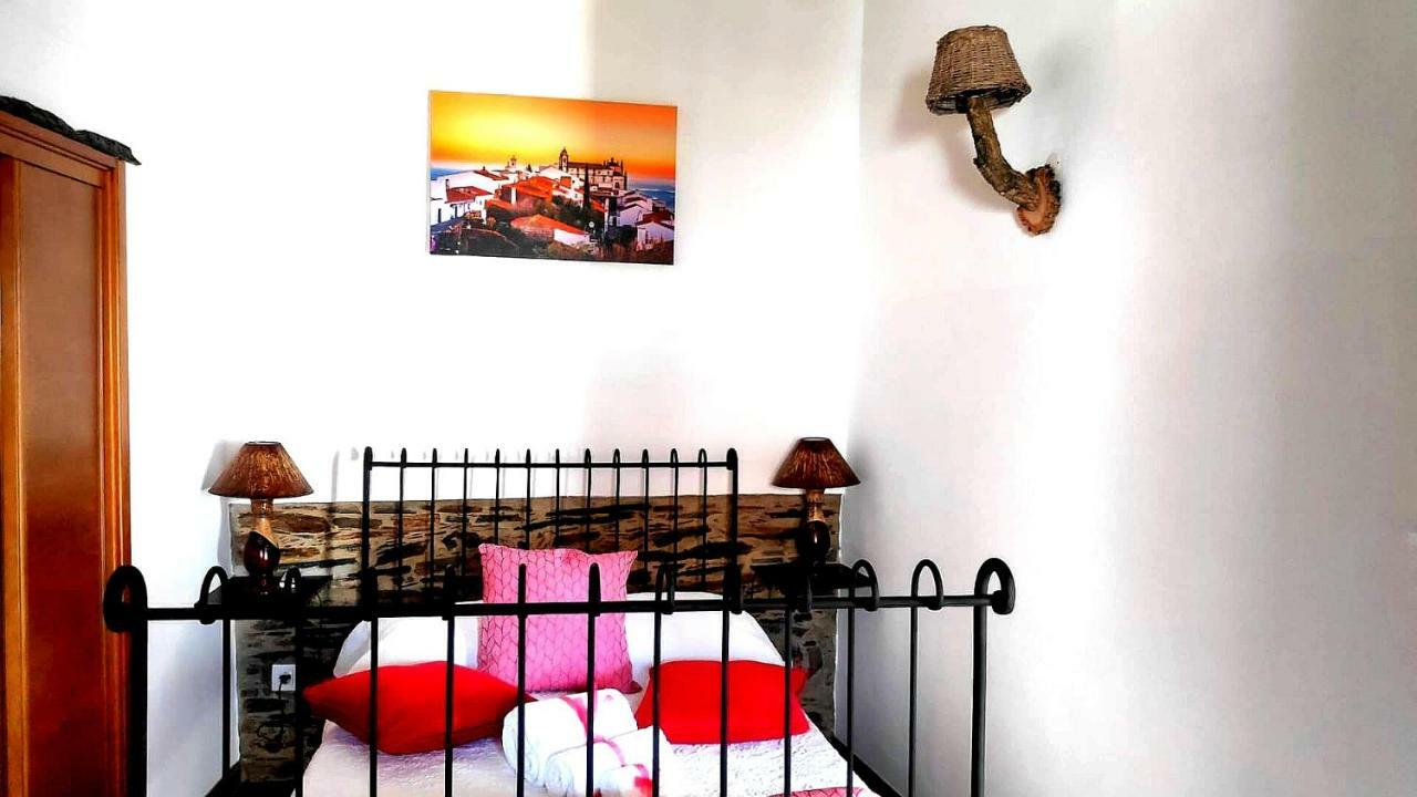 Casa O Chaparrinho Villa Монсарас Екстериор снимка